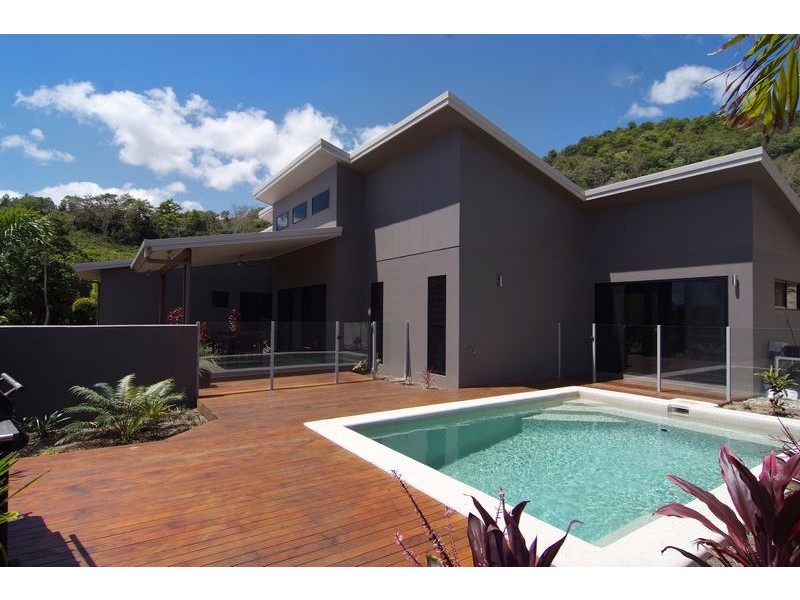 36 Flindersia Street, Redlynch QLD 4870