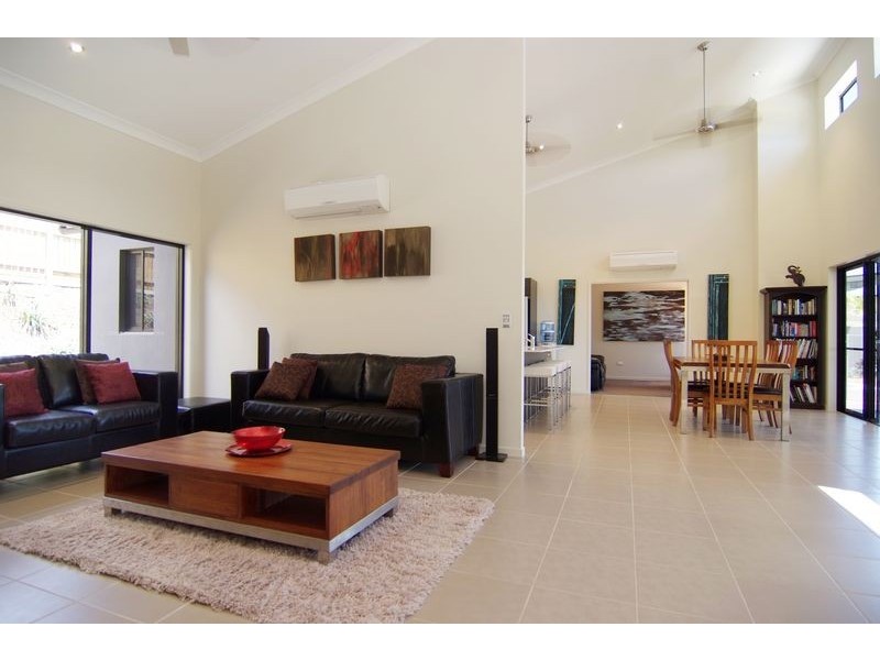 36 Flindersia Street, Redlynch QLD 4870