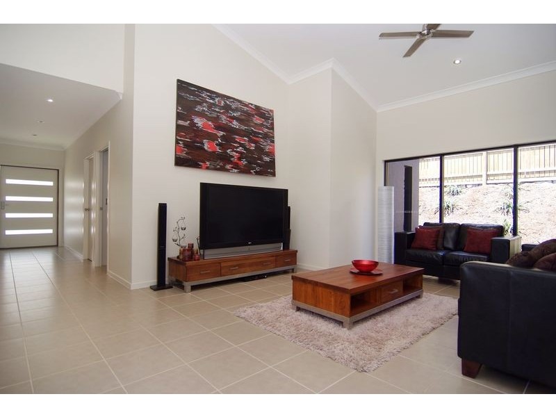 36 Flindersia Street, Redlynch QLD 4870