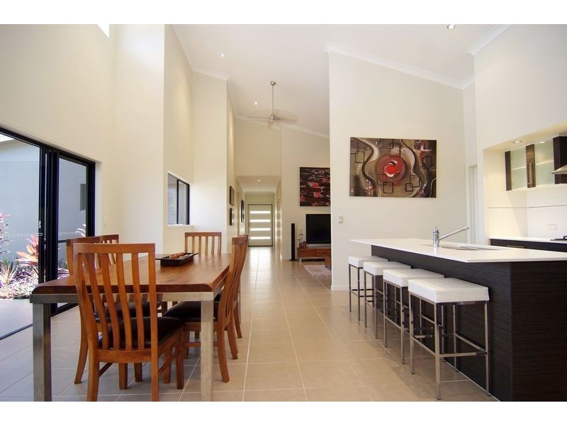 36 Flindersia Street, Redlynch QLD 4870