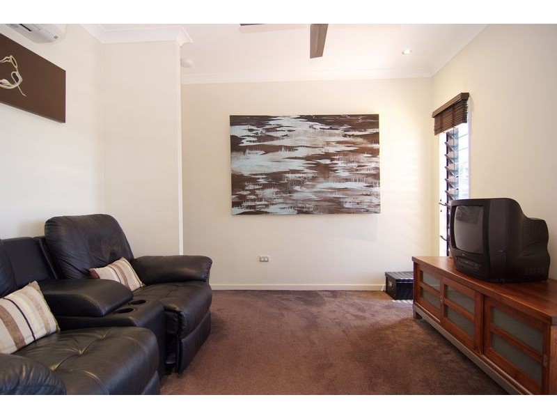 36 Flindersia Street, Redlynch QLD 4870