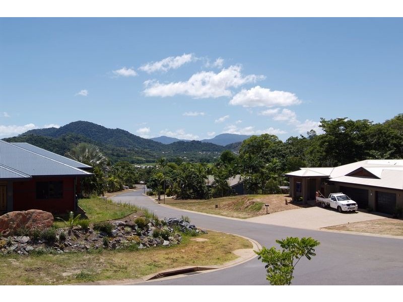 36 Flindersia Street, Redlynch QLD 4870