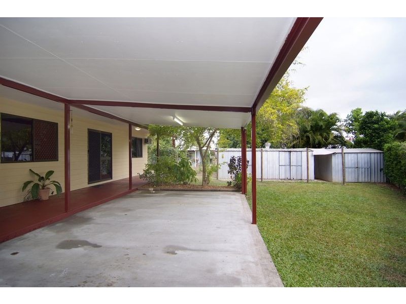 17 Paluma Street, Mount Sheridan QLD 4868