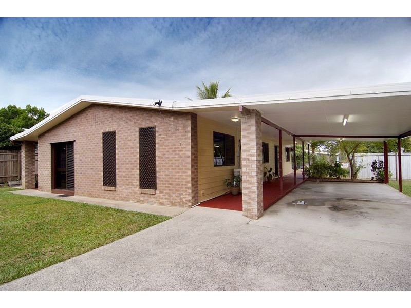 17 Paluma Street, Mount Sheridan QLD 4868