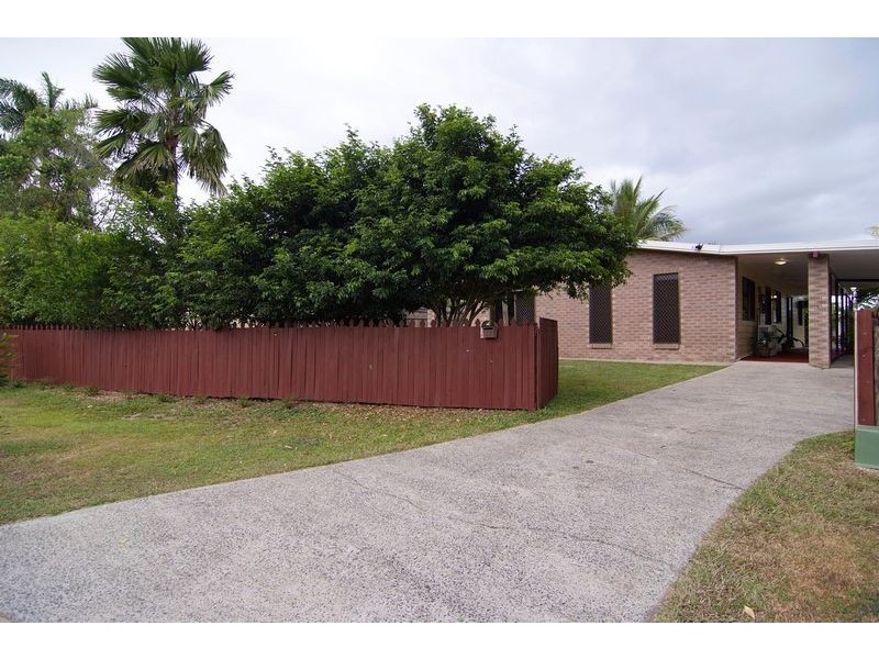 17 Paluma Street, Mount Sheridan QLD 4868