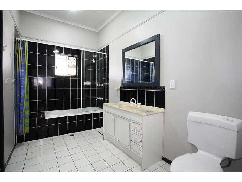 33 Stewart Street, Edmonton QLD 4869