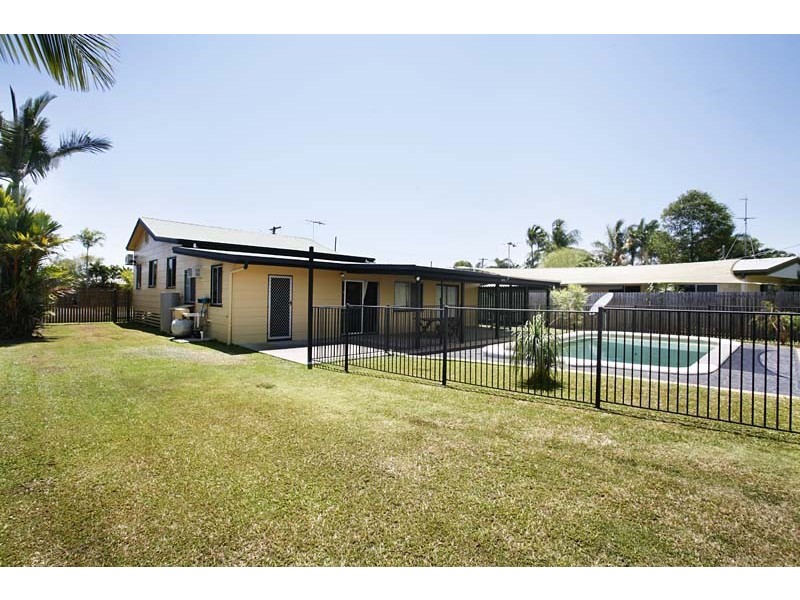 33 Stewart Street, Edmonton QLD 4869