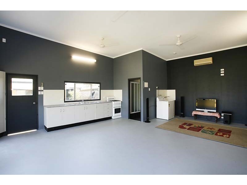 33 Stewart Street, Edmonton QLD 4869