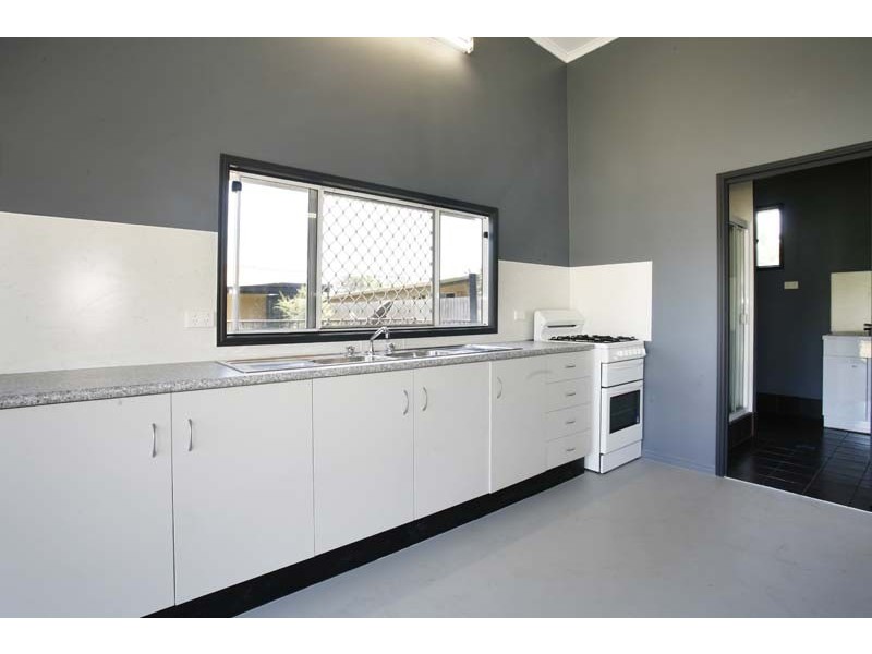 33 Stewart Street, Edmonton QLD 4869