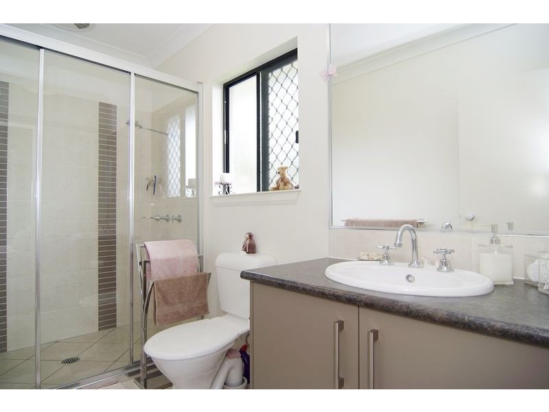 165 Timberlea Drive, Bentley Park QLD 4869