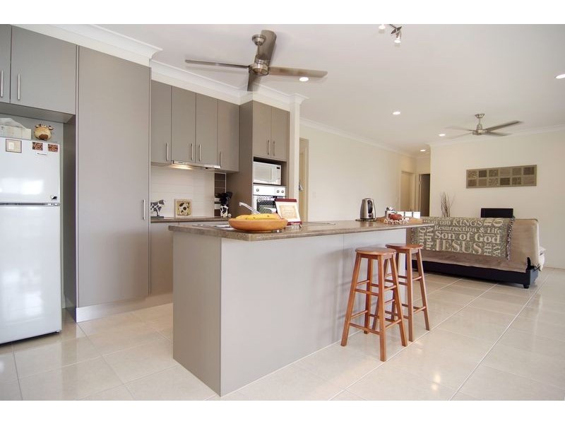 165 Timberlea Drive, Bentley Park QLD 4869