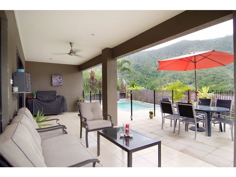 5 Brockhurst Close, Redlynch QLD 4870