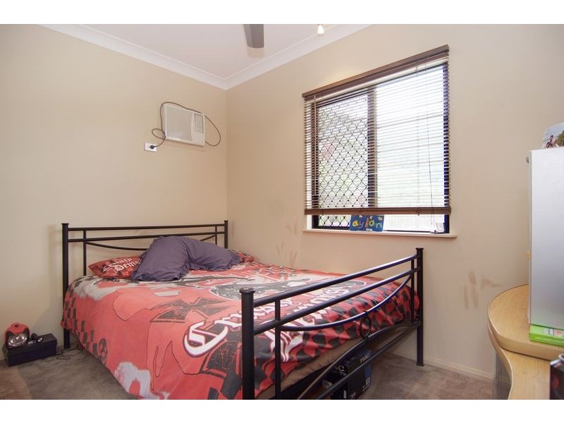 5 Brockhurst Close, Redlynch QLD 4870