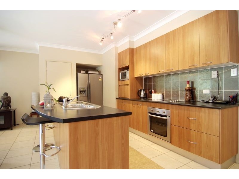 5 Brockhurst Close, Redlynch QLD 4870