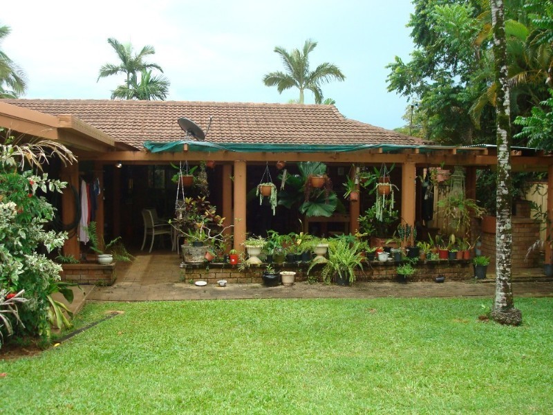 9 Finch Street, Bayview Heights QLD 4868