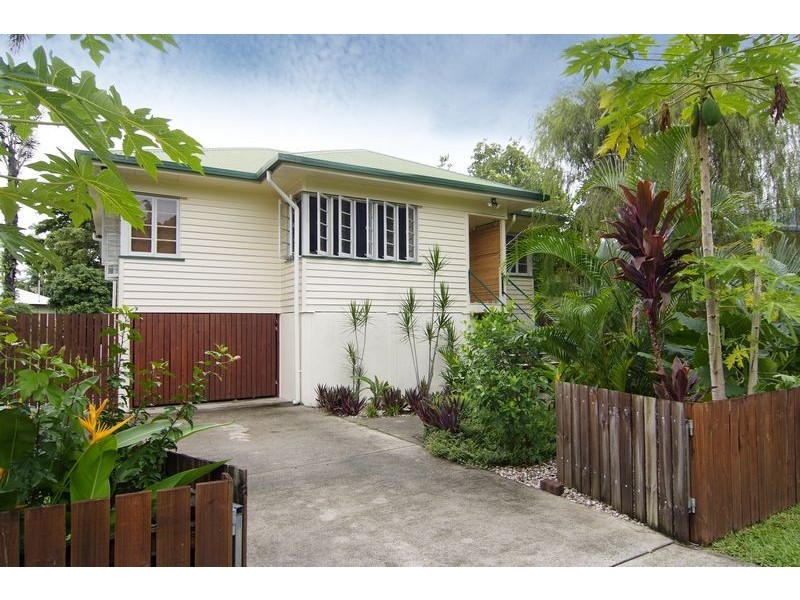 5 Hoad Street, Earlville QLD 4870