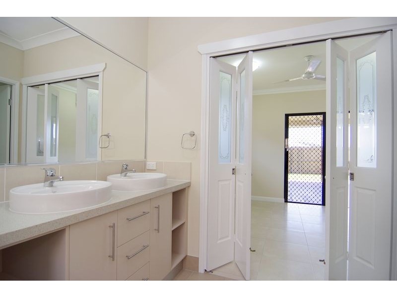 LOT 353 Fitzmaurice Drive, Bentley Park QLD 4869