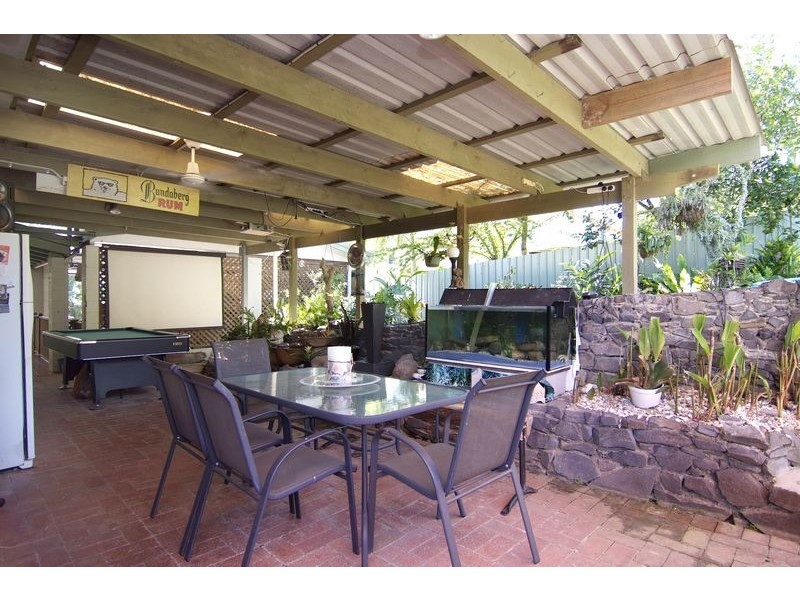 4 Begonia Place, Mooroobool QLD 4870