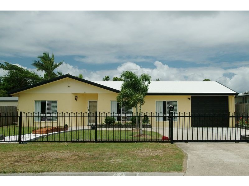 10 Farmer Street, Edmonton QLD 4869