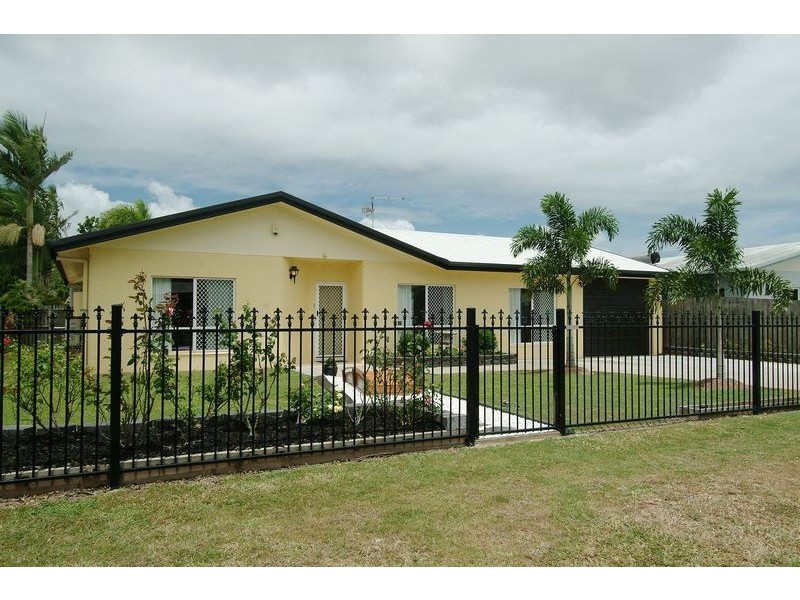 10 Farmer Street, Edmonton QLD 4869