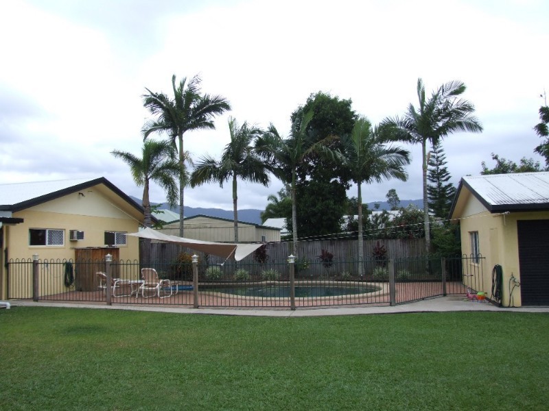 10 Farmer Street, Edmonton QLD 4869