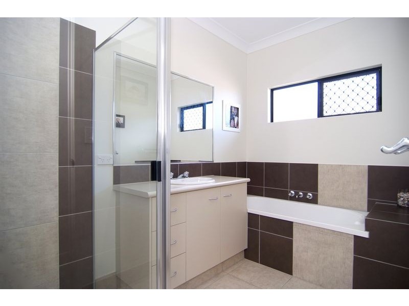 7 Cadell Street, Bentley Park QLD 4869