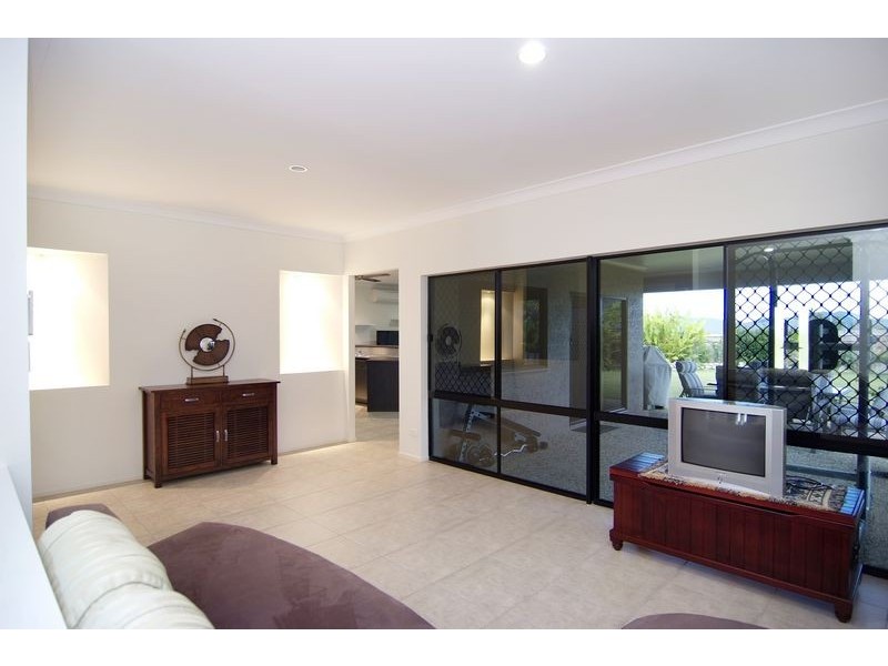 7 Cadell Street, Bentley Park QLD 4869