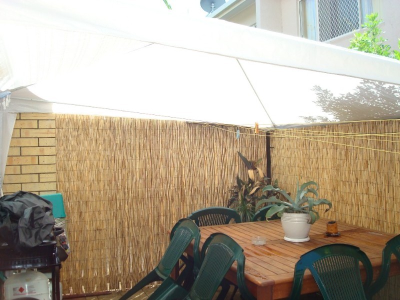 8/3 Grantala Street, Manoora QLD 4870