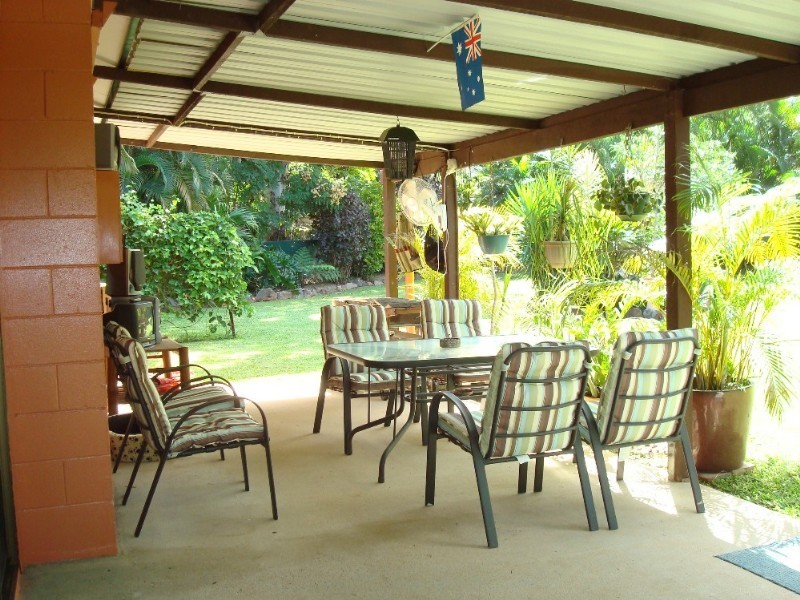 16 Wyuna Drive, Caravonica QLD 4878