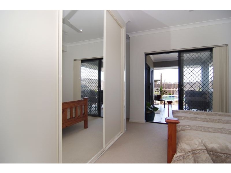 46 Phoenix Street, White Rock QLD 4868