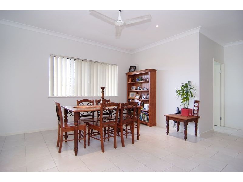 46 Phoenix Street, White Rock QLD 4868