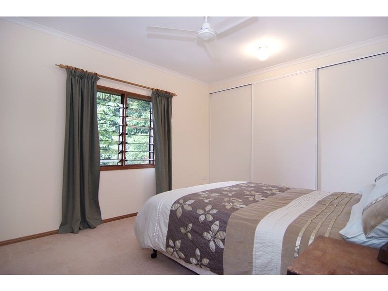 1 Snowwood Street, Mount Sheridan QLD 4868