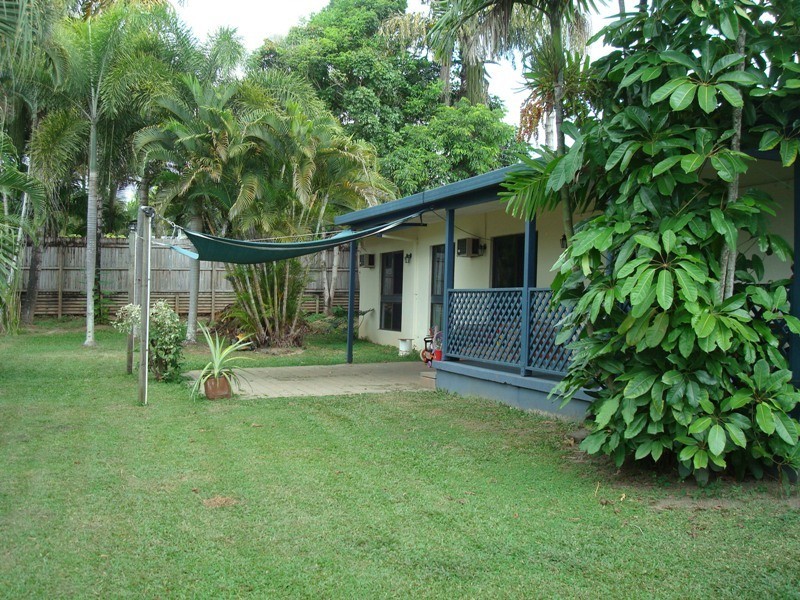 5 Sharon Street, Smithfield QLD 4878