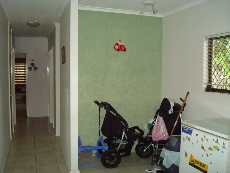 5 Sharon Street, Smithfield QLD 4878