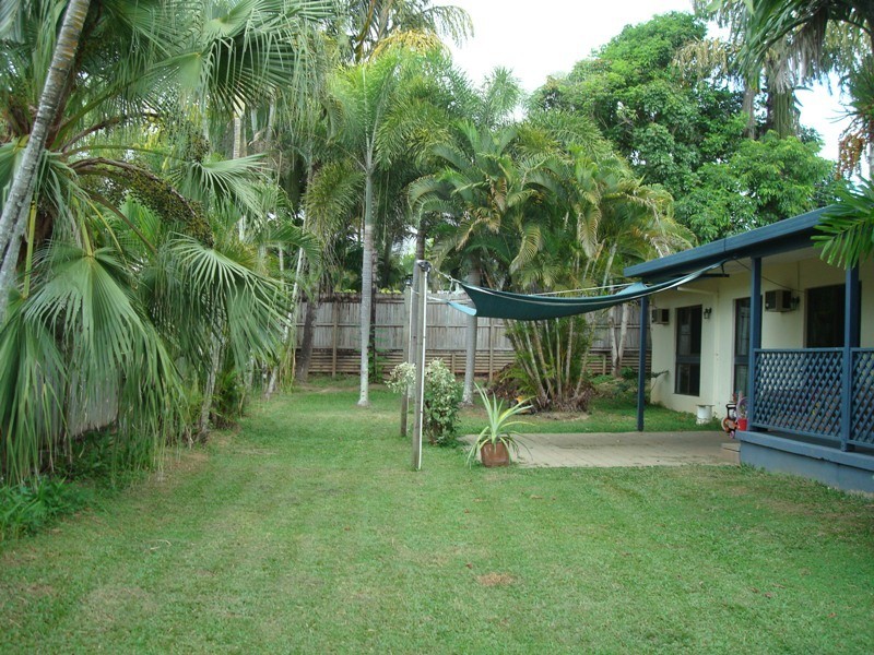 5 Sharon Street, Smithfield QLD 4878