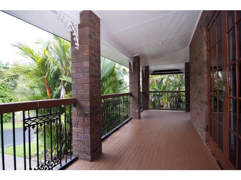 1 Hermes Close, Mooroobool QLD 4870