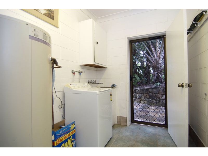 1 Hermes Close, Mooroobool QLD 4870