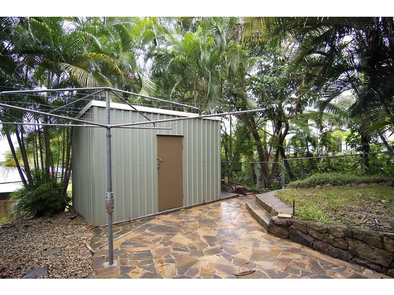 1 Hermes Close, Mooroobool QLD 4870