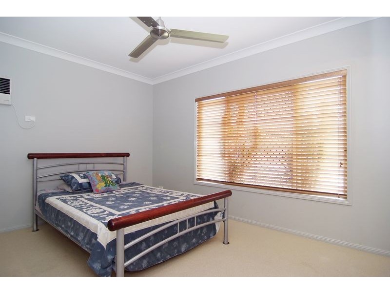 39 Elphinstone Avenue, Kanimbla QLD 4870