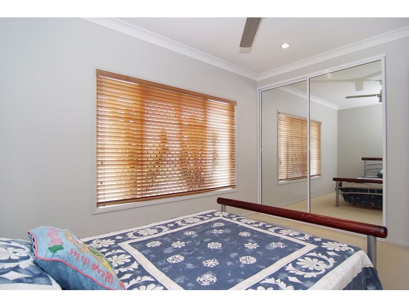 39 Elphinstone Avenue, Kanimbla QLD 4870