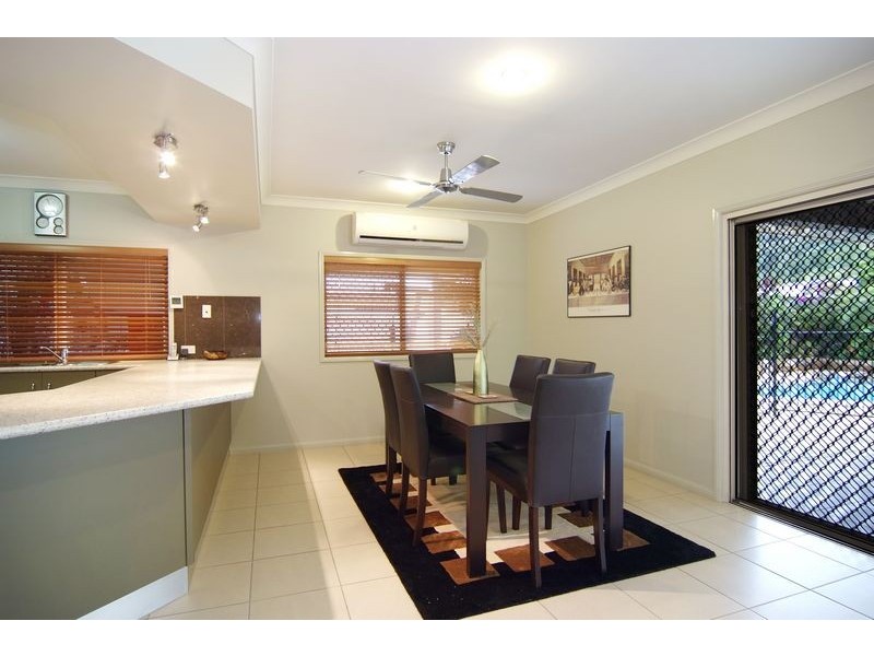 39 Elphinstone Avenue, Kanimbla QLD 4870