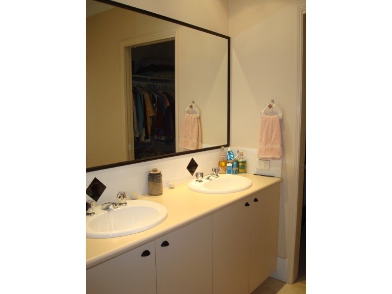 4 Kendall Street, Mount Sheridan QLD 4868