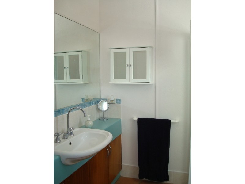 4 Squeaky Close, Kewarra Beach QLD 4879