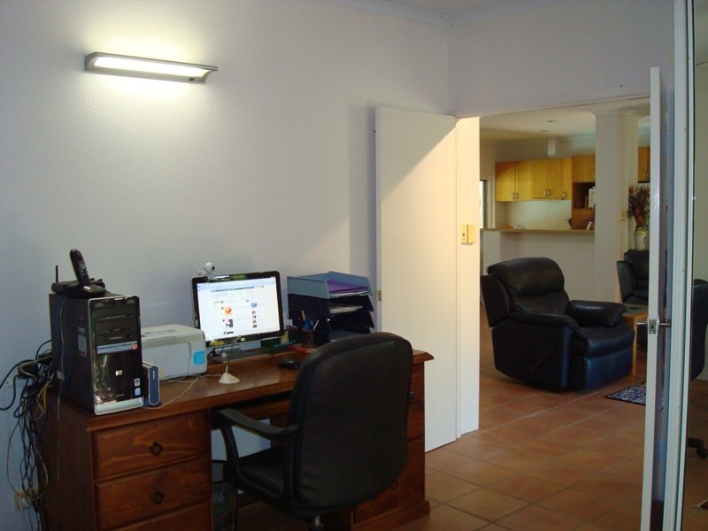 4 Squeaky Close, Kewarra Beach QLD 4879