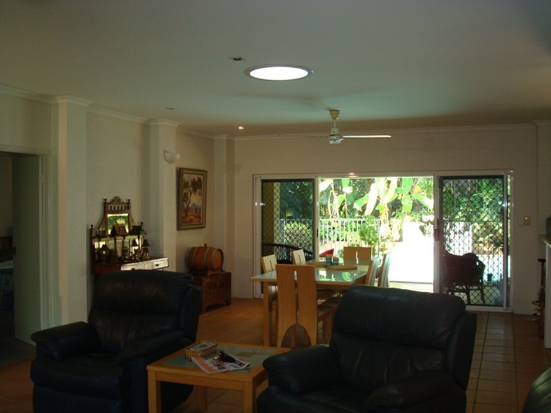 4 Squeaky Close, Kewarra Beach QLD 4879