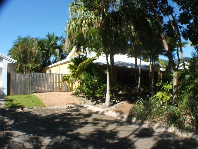 4 Squeaky Close, Kewarra Beach QLD 4879