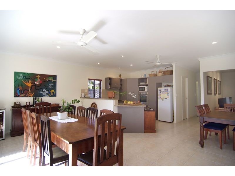 4 Lillipilli Street, Redlynch QLD 4870