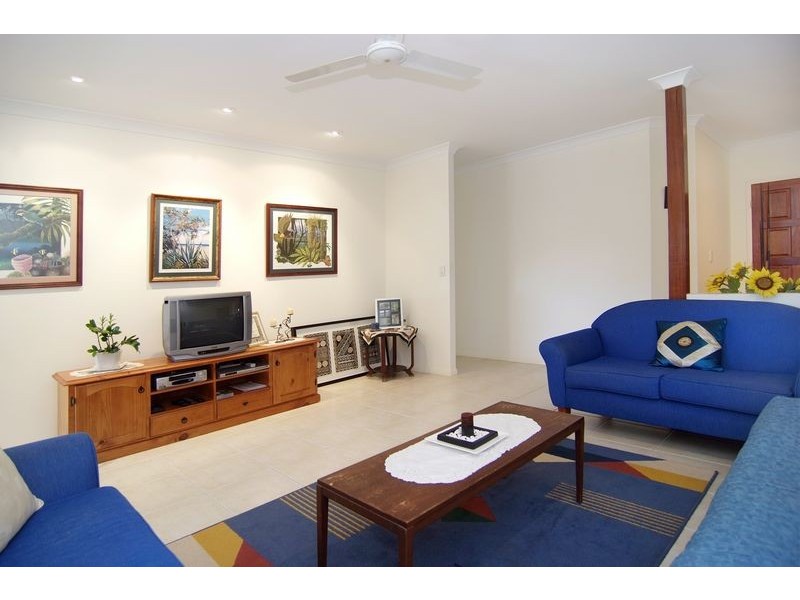 4 Lillipilli Street, Redlynch QLD 4870