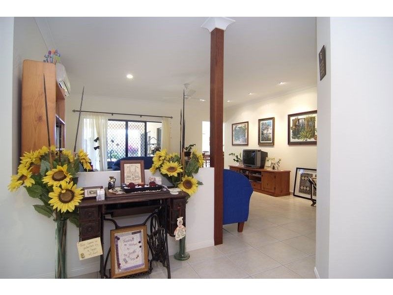 4 Lillipilli Street, Redlynch QLD 4870