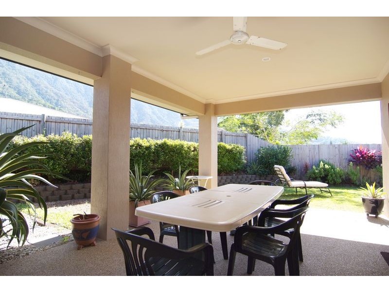 4 Lillipilli Street, Redlynch QLD 4870